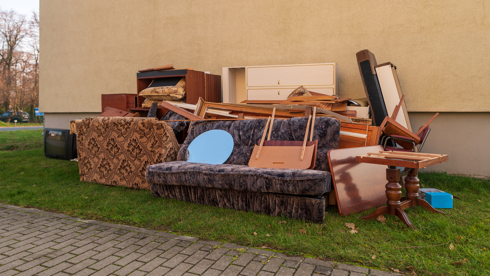 Fast Junk Removal Service in Dubai